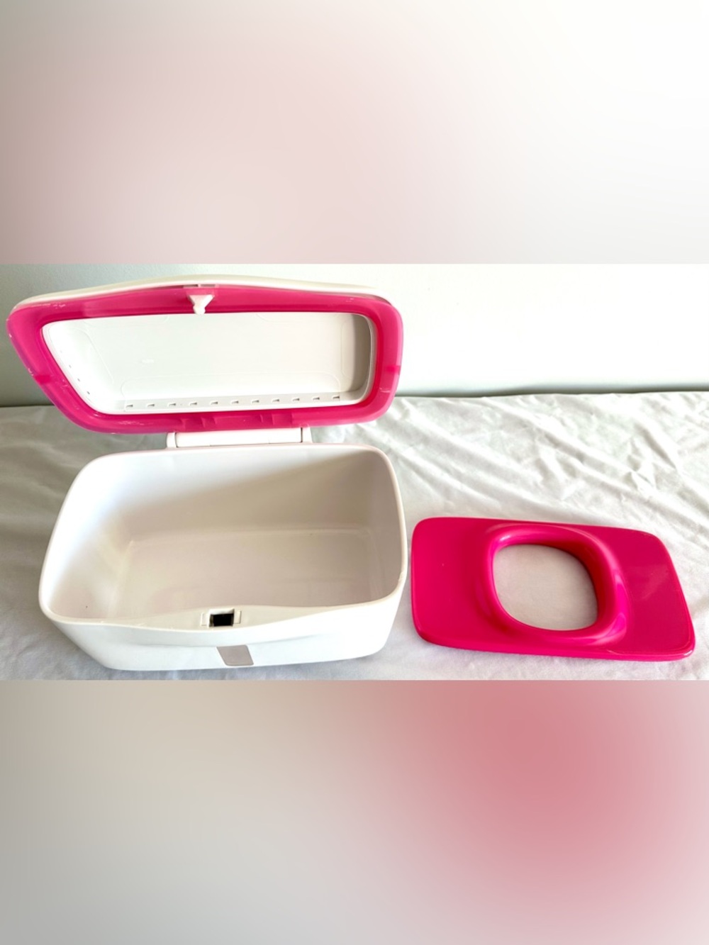OXO Tot Perfect Pull Baby Wipe Dispenser – Weighted, One-Hand Use, White & Pink - Picture 6 of 8
